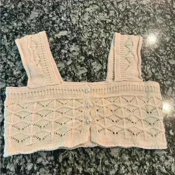 Crochet Top Cream Tan Floral Size small - Picture 1 of 4
